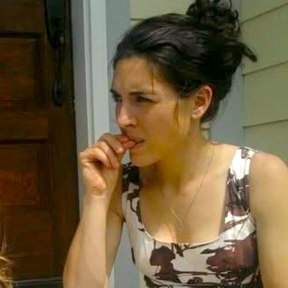 Meet your Posher, Sarah - Picture 1 of 11